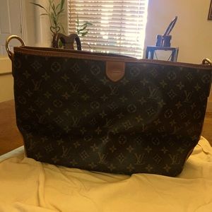 Authentic Louis Vuitton delightful MM